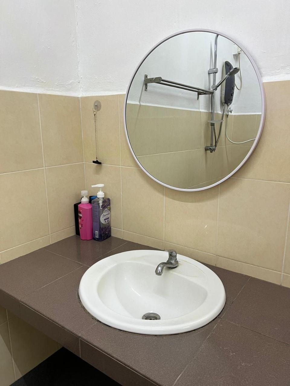 M Guest House2 Muar Εξωτερικό φωτογραφία